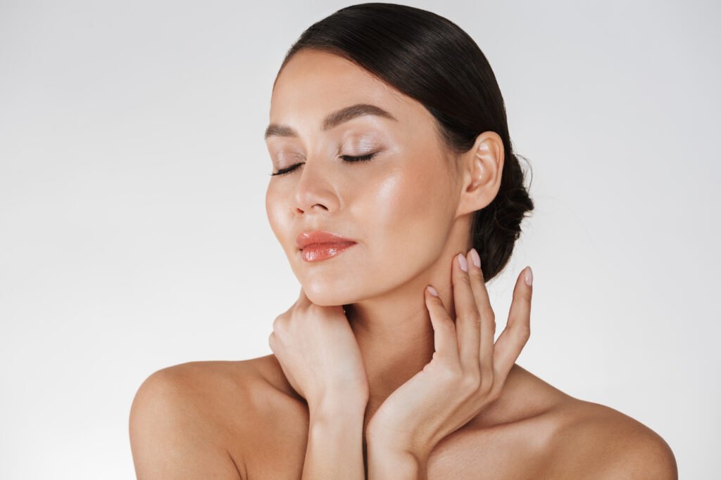 10 Proven Skincare Secrets for clear & Glowing Skin in the USA women glowing skin